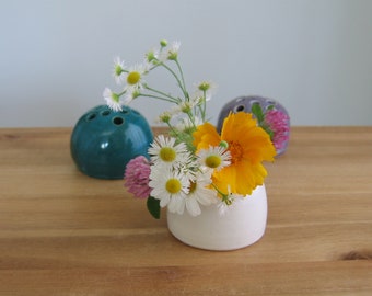 Mom vase, Tiny pottery ikebana vase, Ceramic flower frog, Mini stoneware floral arranging pot, Mother's Day Gift, White minimal home decor