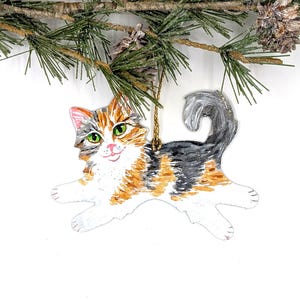 Christmas Cat Ornament: Dilute Calico Cat
