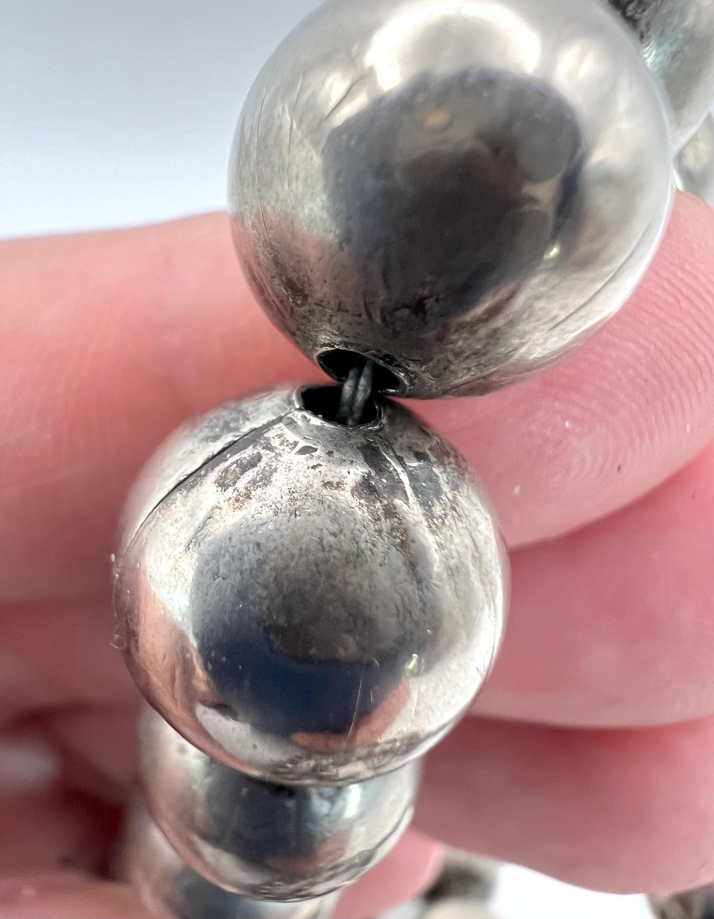 初期のナバホパール、ヘビーオールドポーンシルバービーズ、25インチ