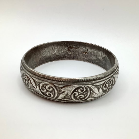 Antique Heavy Carved Berber Silver Morocco Bangle 