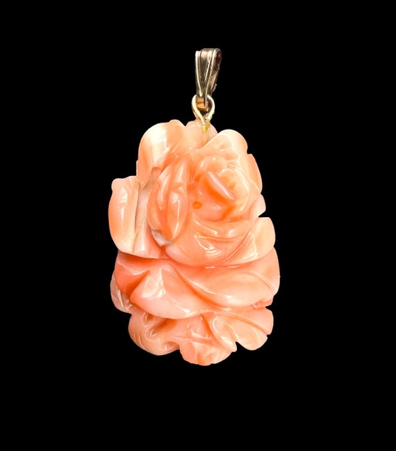 Vintage Large Hand Carved Angel Skin Coral Floral… - image 3