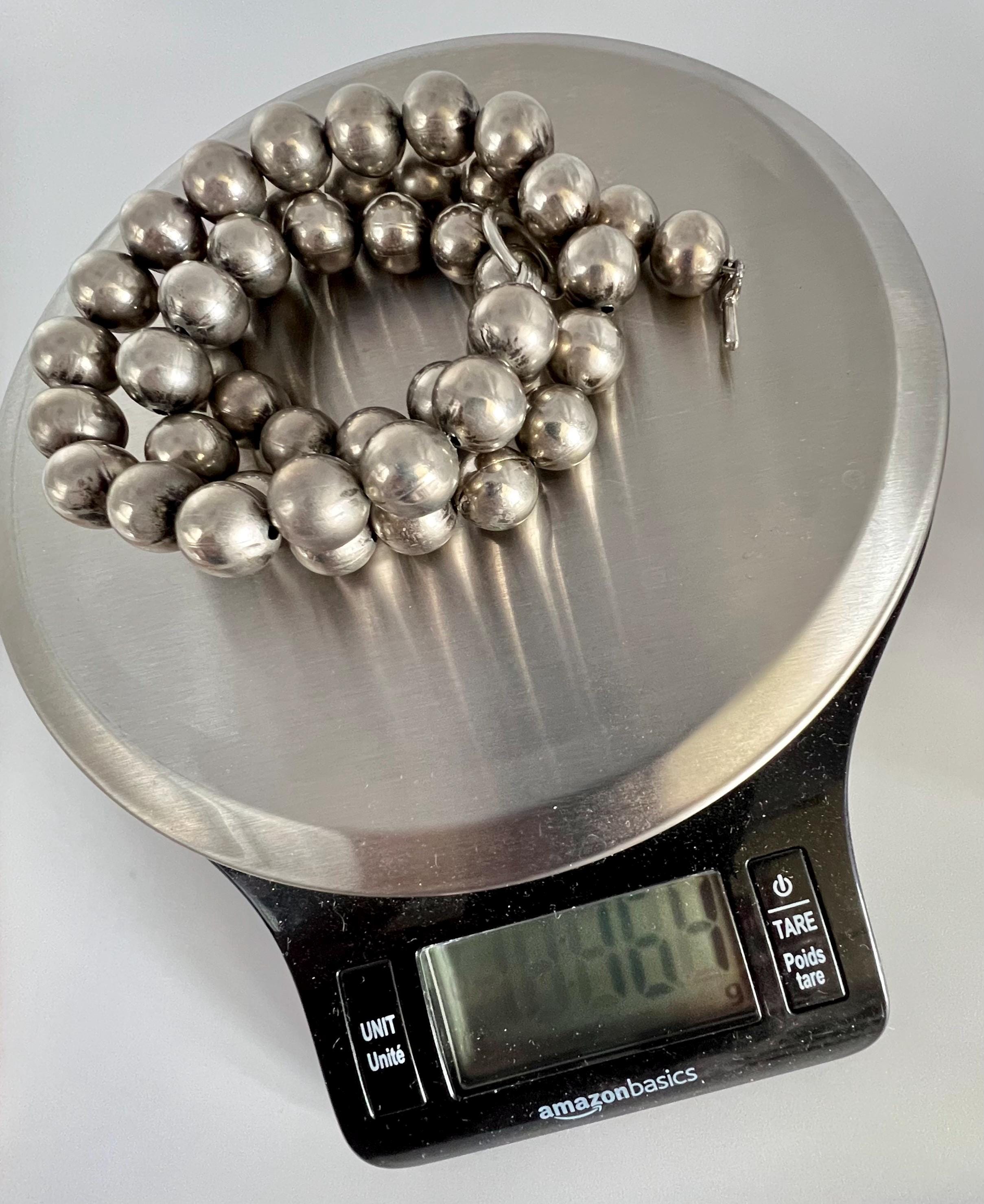 初期のナバホパール、ヘビーオールドポーンシルバービーズ、25インチ