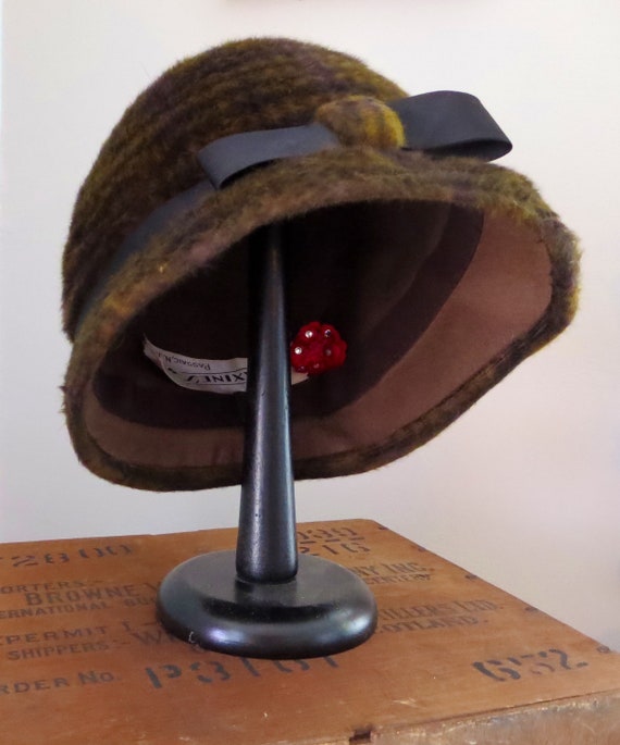 Vintage Cloche Hat Maxine's Women's Faux Fur with… - image 1