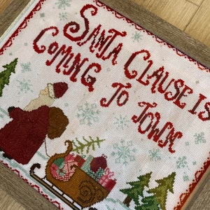Santa's Coming Cross Stitch Pattern