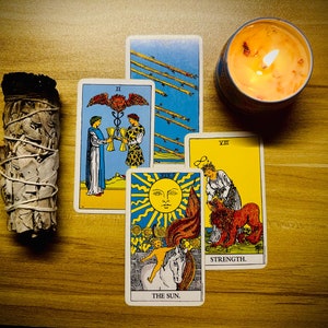 Tarotlegging op dezelfde dag: gepersonaliseerde voorspellingen en advies