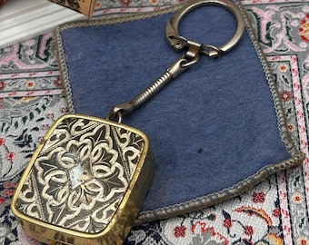 Vintage Clover Music Box Keyring: Working Sankyo Movement, Mid-Century Japan Accessory