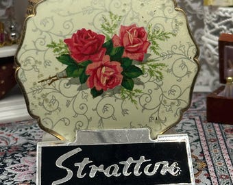 Vintage Stratton Floral Powder Compact – Made in England – Enamel