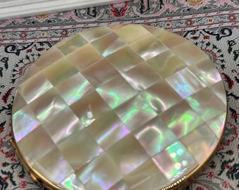 Polvos compactos Stratton vintage: Estuche de tocador con mosaico de nácar (años 50)