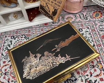 Vintage Clover Musical Powder Compact: Blue Danube Waltz, Gold Tone Vanity Case (Boxed)