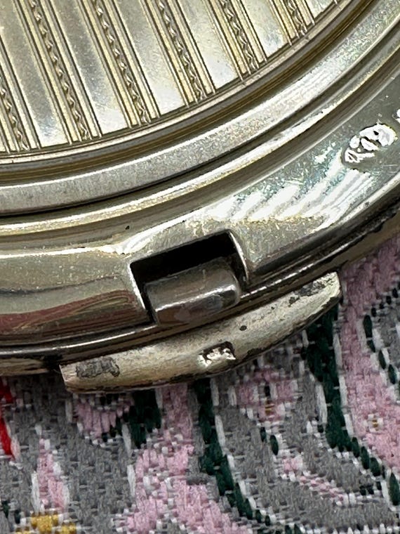 Solid Sterling Silver Kigu Powder Compact | Hallm… - image 8