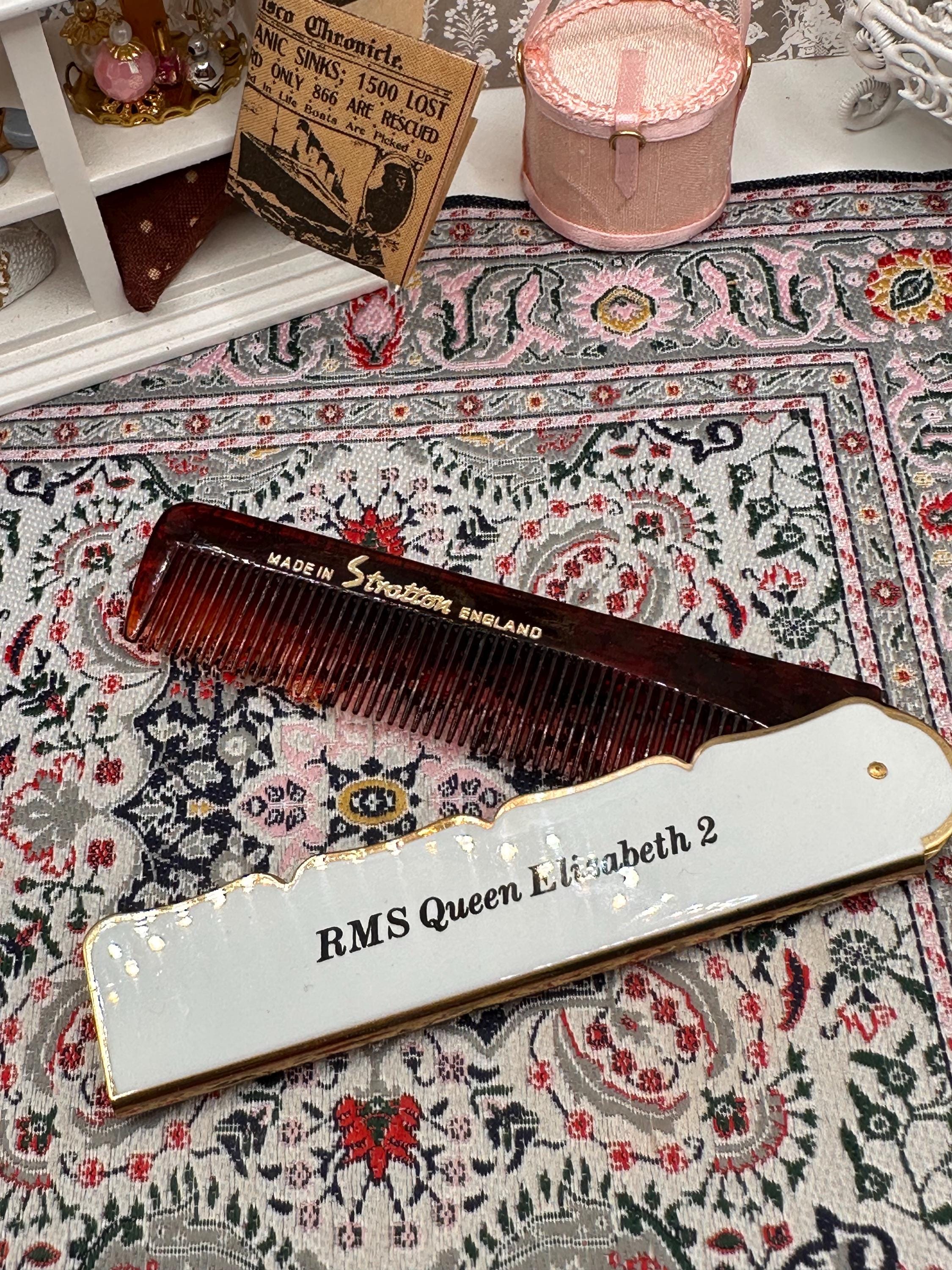 Vintage stratton comb - Etsy 日本