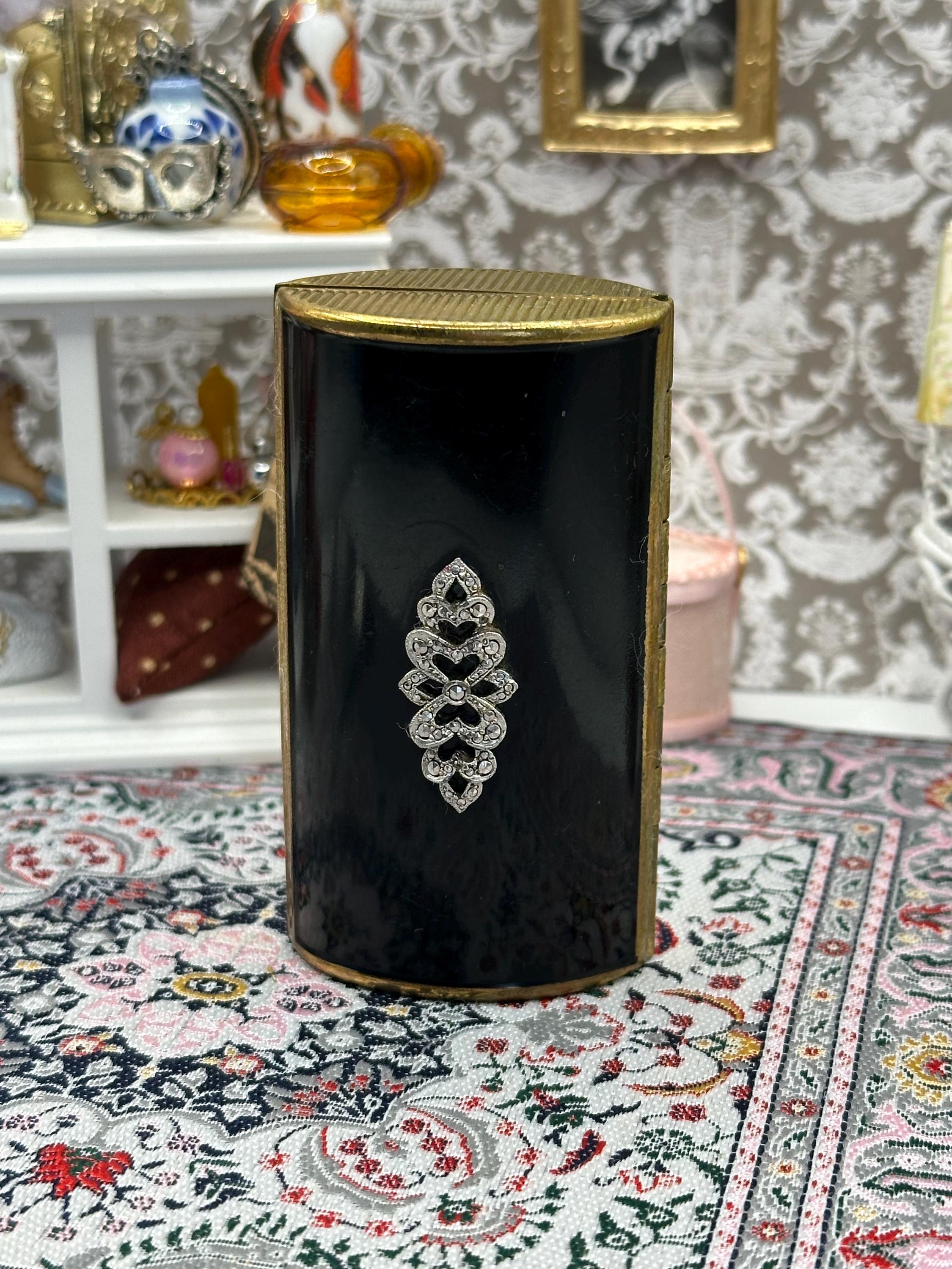 Captain Black Gold 12 Oz Can Pipe Tobacco