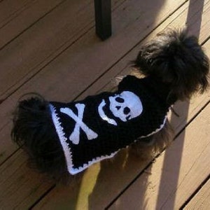 BAD To The BONE Skull and Cross Bones Eco friendly Chiens de 2 à 20 livres Motard, Pull Pirate image 1