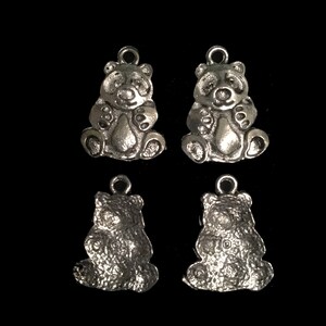 4 Silver Panda Bear Charms (qb46)