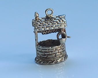 Vintage Sterling Silver Charm, Silver Charm Bracelet Charm, Wishing Well Charm