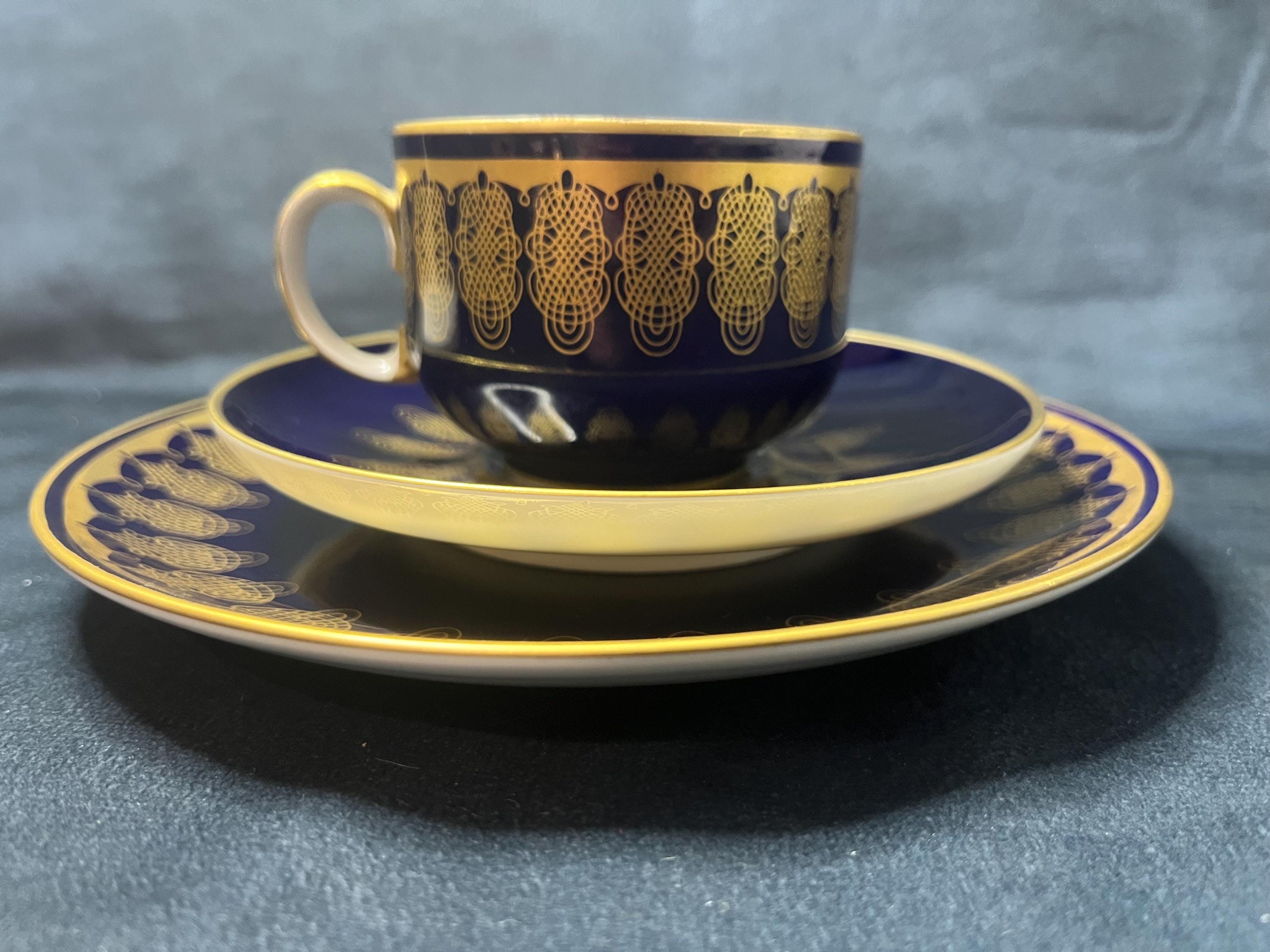 Vintage Henneberg 1777 Tea Cup Saucer Dessert Plate Echt Kobalt Set, Vintage Blue Trio Tea Set