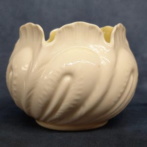Belleek Nickel Flower Bowl, C1980&#39;s Vintage Irish Porcelain