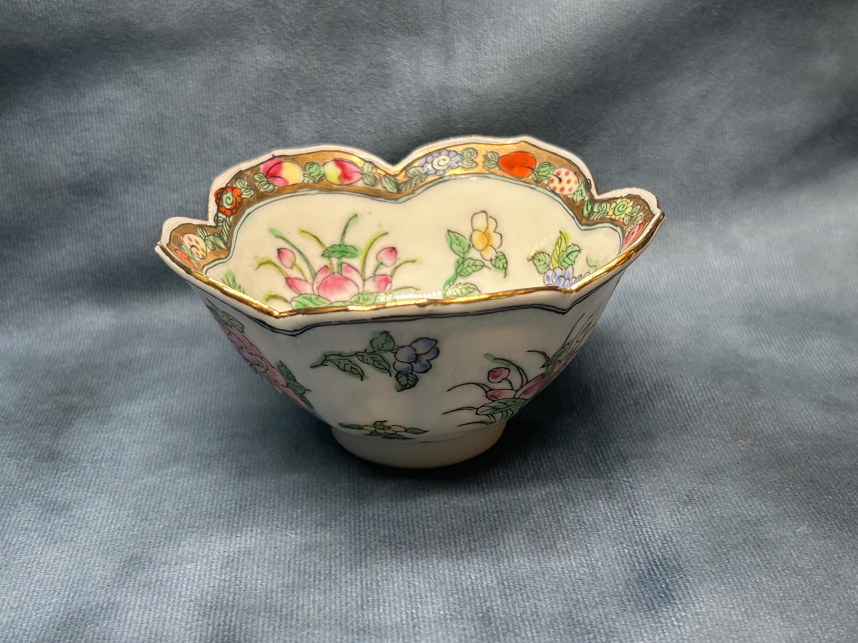 ♥中国製 硝子 金彩 花柄 鉢 φ180mm 置物 飾り 骨董 古玩 ♥中国