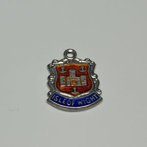 Vintage Sterling Silver Charm, Silver Charm Bracelet Charm, Location Charm - Isle of Wight