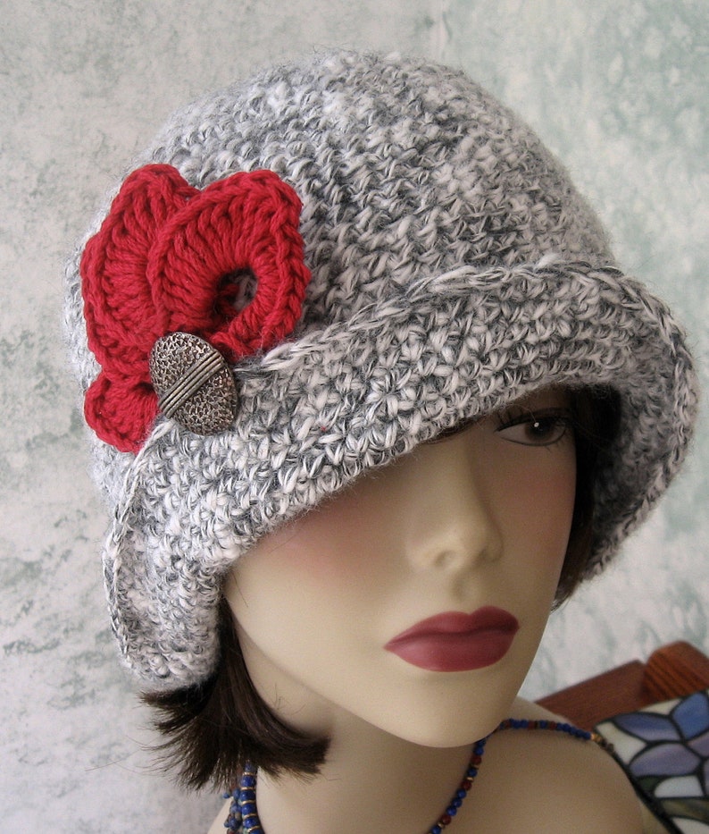 Crochet Hat Pattern Flapper Style With Brim Petal Trim And Back Pleats Digital Download image 2