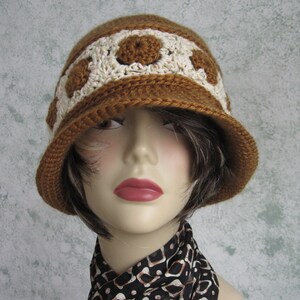Womens Crochet Hat Pattern Brimmed Summer Hat With Contrasting Band ...