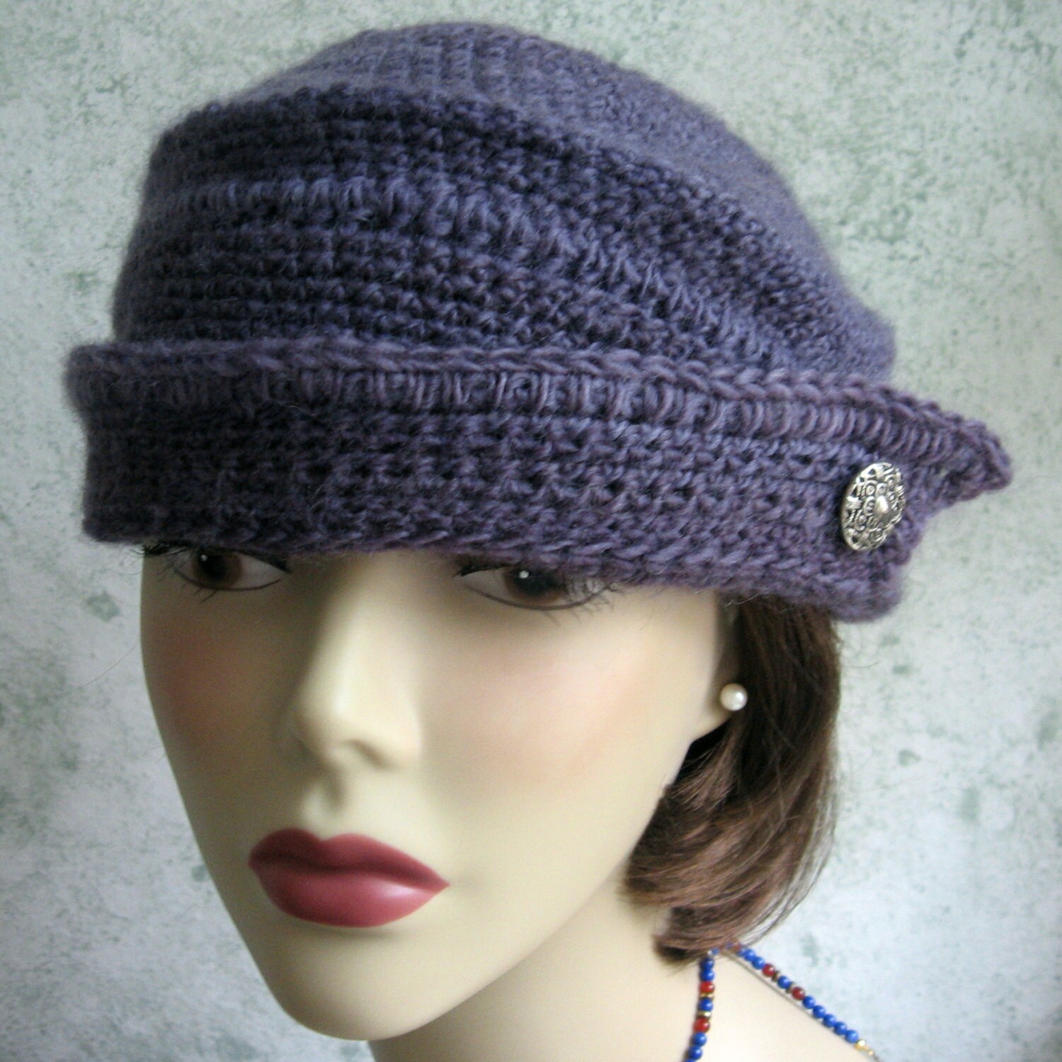 Womens Crochet Hat Pattern 1940s style Bowler With Button Trim Etsy