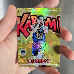 マグネットまたはステッカー NBA カブーム レブロン ジェームズ、ステフィン カリー、ルカなど、手作りの本物ではないバスケットボール カードはギフトやプレゼントに最適です。