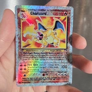 Aimant ou carte autocollante Pokémon Charizards collection légendaire avec hologramme inversé #2, carte Pokémon pas vraie faite maison, idéale pour les cadeaux et les cadeaux