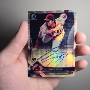 Aimant ou autocollant Baseball Shohei Ohtani Rookie 1 sur 1 écusson autographe et truite Mike, carte PAS RÉELLE faite maison, idéale pour les cadeaux et les cadeaux