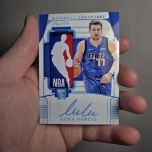 Aimant ou autocollant Luka Doncic Rookie & Kaboom, Lebron James Logoman, carte de basket-ball maison PAS REAL, idéale pour les cadeaux et les cadeaux
