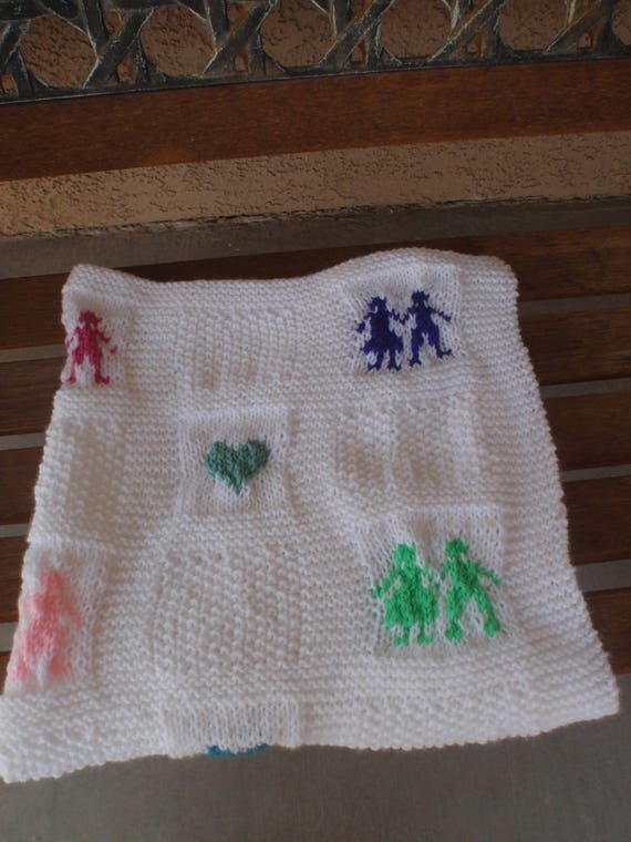 HEARTS /& FLOWERS KNITTING PATTERN FOR HAND KNITTED BABIES BLANKET//CRIB//COT//CAR