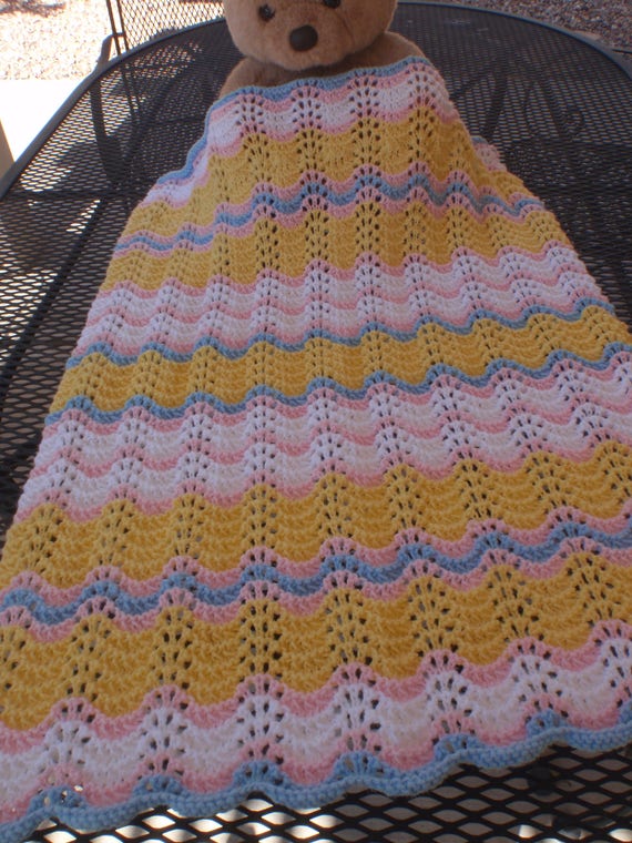 unisex baby blanket colors
