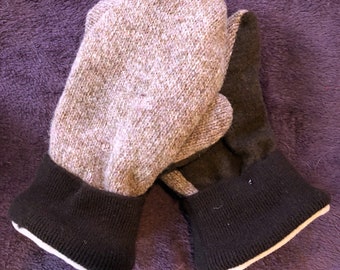 ReusaWool Mittens Heathered Roses