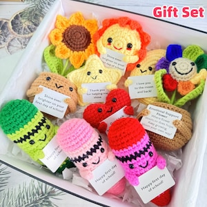 Back to School Gift Box Set-Crochet Sunflower/Crayons/Sun/Moon/Star/Heart-Thank you for Teachers-Gift box for woman (Gift Box Not Included)