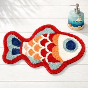 Cute Fish Bath Mat for Bathroom Décor Soft Absorbent Microfiber Bathtub Rug Machine Washable Tufted Floor Carpet for Shower Room