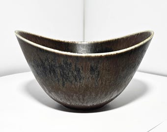 1950s Gunnar Nylund for Rörstrand Sweden - ASH - Small 3 Wave Bowl