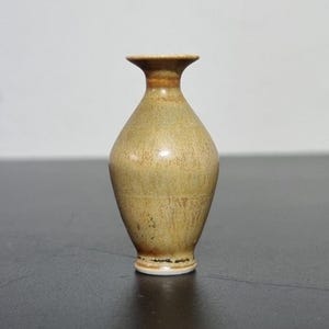 VINTAGE John Andersson miniature vase Scandinavian design Swedish stoneware ceramics 1950s yellow beige hare fur glaze Höganäs