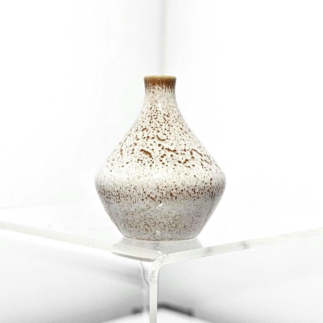 Bertil Lundgren  miniature vase Miniature Vase by Bertil Lundgren for Rörstrand, 1950s for