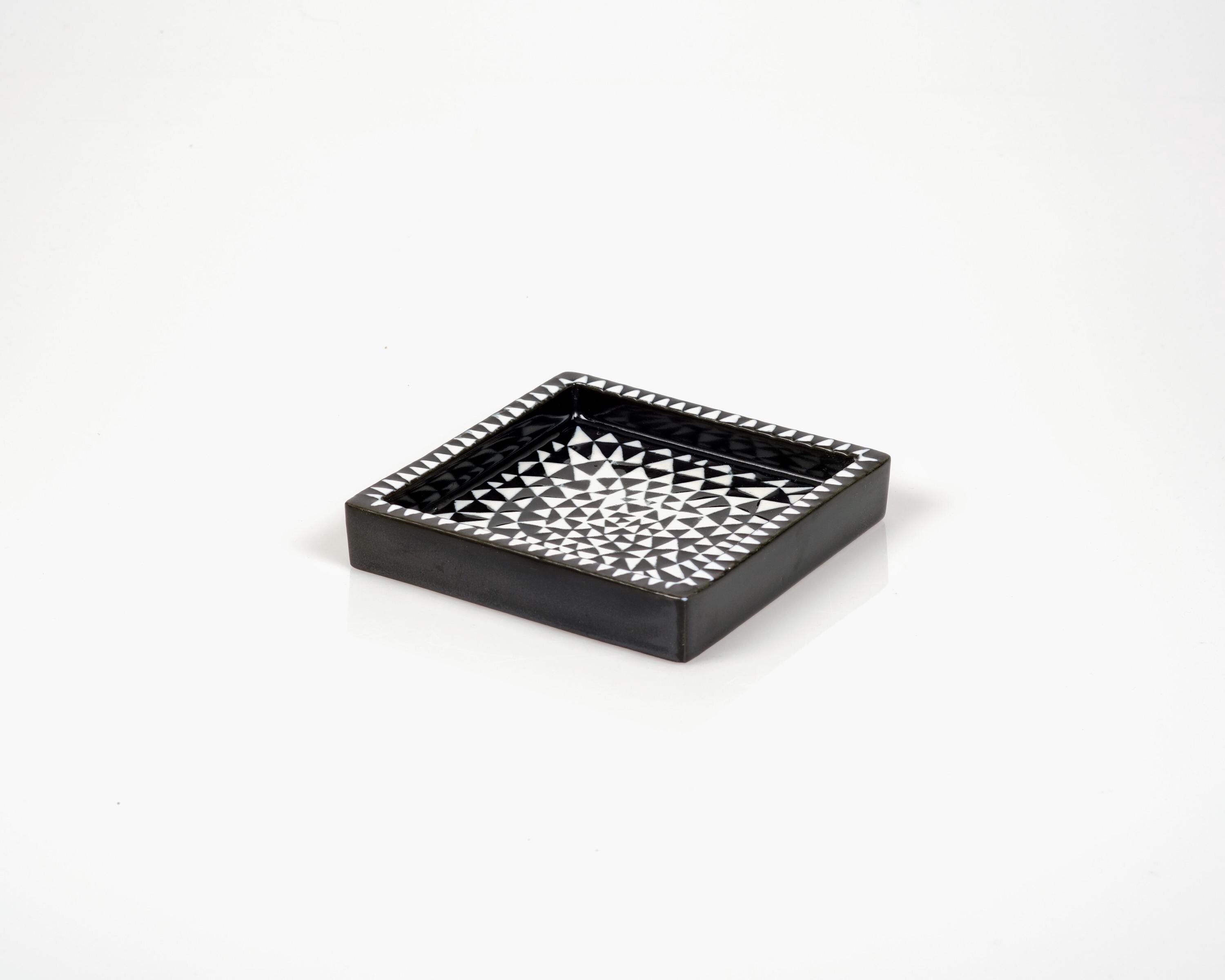 Stig Lindberg Domino Saucer: Gustavsberg Mid-century Modern