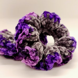 2 pk Velvet Scrunchie - 90s hand crocheted hair tie