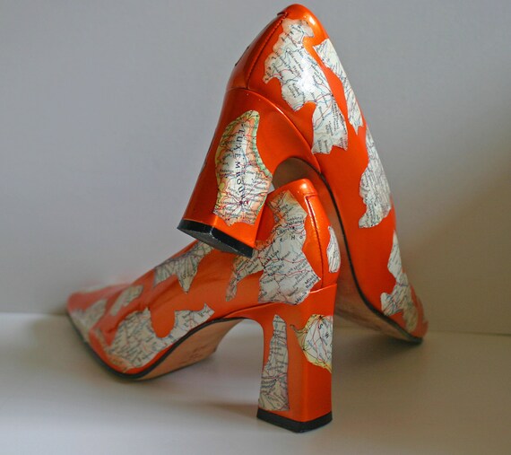 womens orange pumps