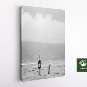 Vrouwen met wijn in strand poster, zwart-witte muurkunst, feministische poster, zwart-wit, alcohol kunst aan de muur, barwagen afdrukken,