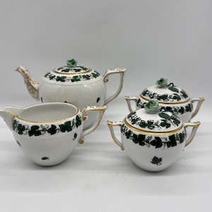 Herend Hungary Hand Painted &quot;Wine Leaf and Grape&quot; Porcelain Set Service