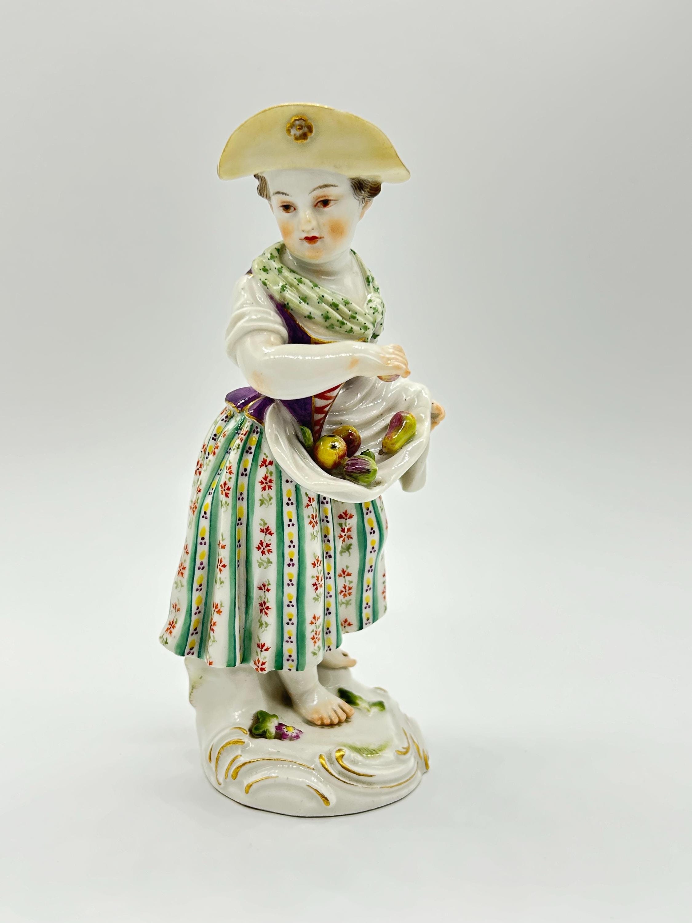 希少マイセンMeissen フィギュア ガーデナーの子供たち葡萄バスケットの少女 希少マイセンMeissen フィギュア ガーデナーの子供たち葡萄