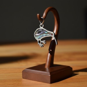 Vintage Schmuck Anhänger - Paua Muschel Kiwi Vogel Neuseeland Abalone silberfarben 0.8 cm - Ohne Kette