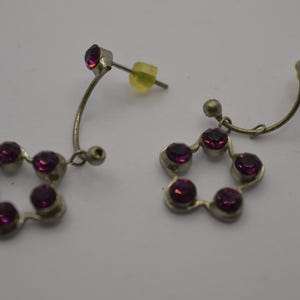Lila Strass Stern Ohrringe: Silberfarben Y2K Glam
