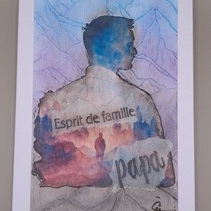 carte fête , fait main, modèle unique, univers montagne, coloris bleu, mauve, gris, rose. Texte: Esprit de famille- papa.