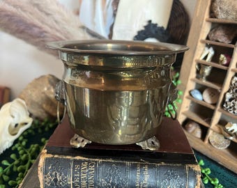 Vintage brass footed planter cauldron bowl