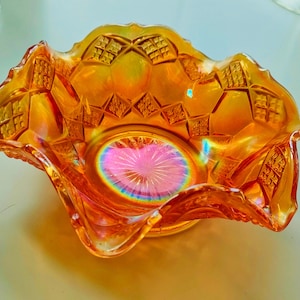 Vintage Marigold Carnival Glass Bowl: Diamond Pattern, Iridescent Finish
