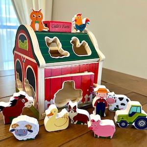 Personalized Wooden Sorting Barn Toy for Toddler Sorting Farm Toy for Toddlers Wooden toy Birthday Gift for Kids Christmas gift for Toddler
